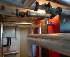 Obr. 2 Zsobnky TUV v bytovm dom (zdroj: AC Heating) AC Heating tepeln erpadla