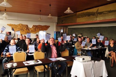 Specializované konference „Komíny v pasivních domech a dřevostavbách“ v Brně se zúčastnilo 36 členů MKS, revizních techniků spalinových cest a kominíků. Všichni účastníci školení obdrželi Certifikát o absolvování školení.
