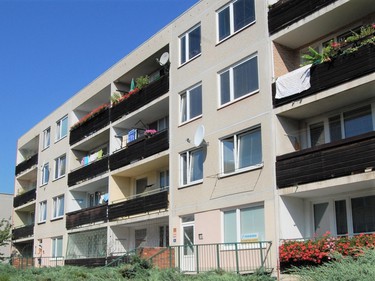 Může bytový dům ušetřit, pokud odběr plynu nahradí odběrem tepla?