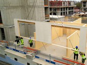 Radlický dřevák, největší dřevostavbu staví Skanska